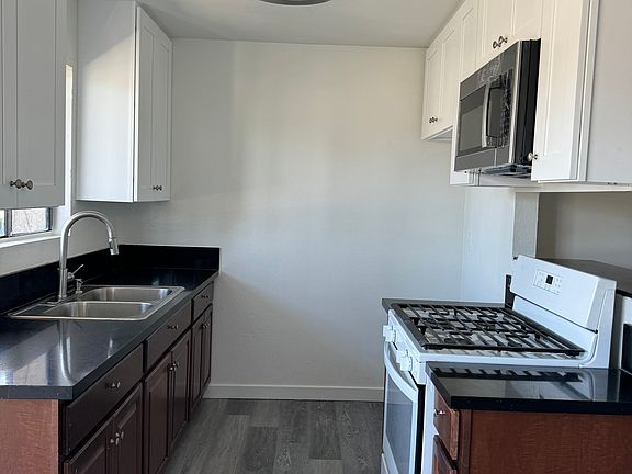 4th image of 14339 Haynes St APT 104