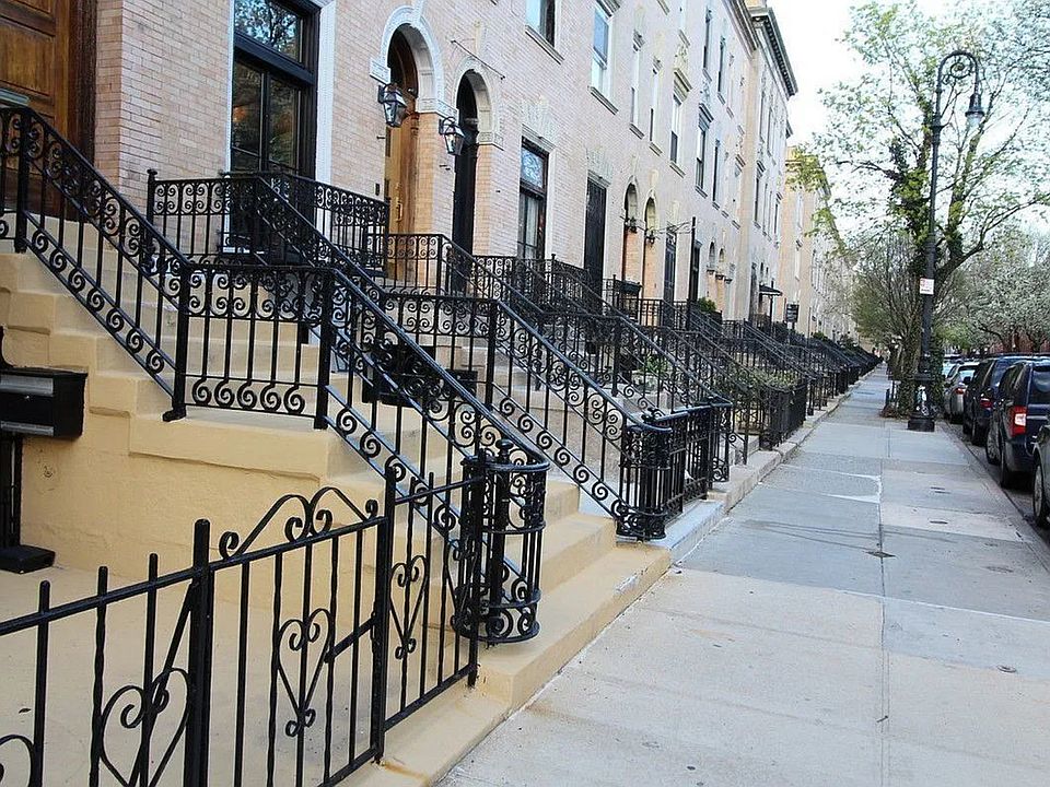 1st image of 222 W 139th St APT 2