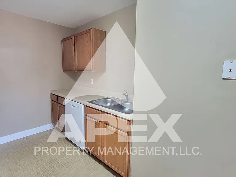 Avalon Apartment Homes — Photo 8