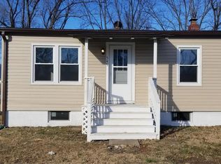 549 E Lebanon St, Nashville, IL 62263