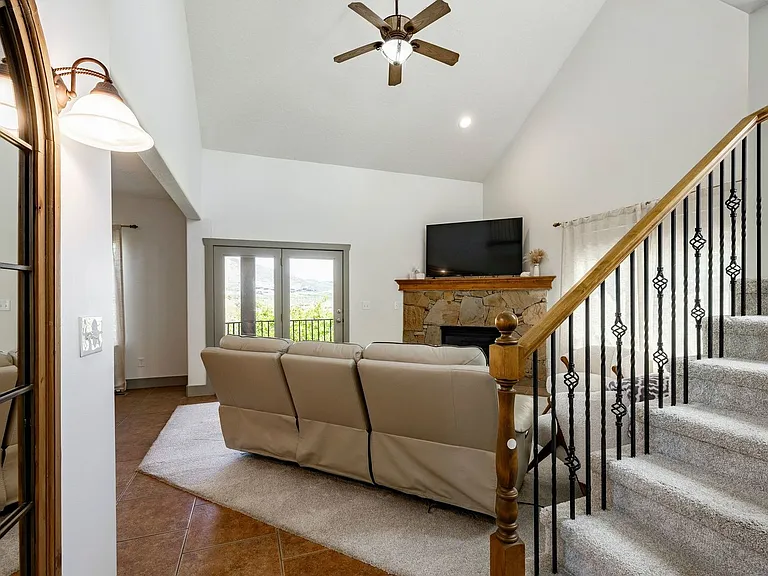 1490 W Alpine Ave — Photo 27
