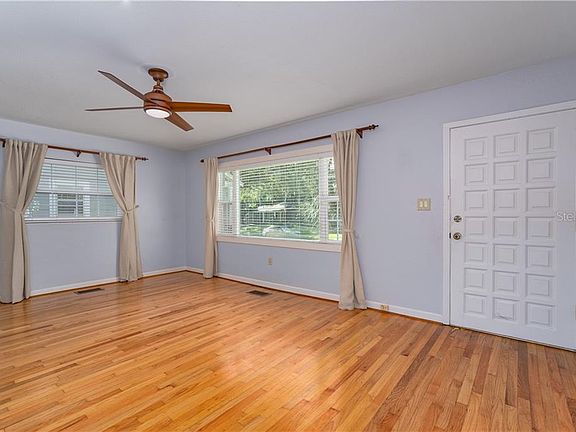 3rd image of 515 W Harvard St