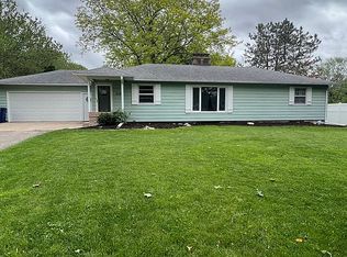 3128 McClain Dr, Cedar Falls, IA