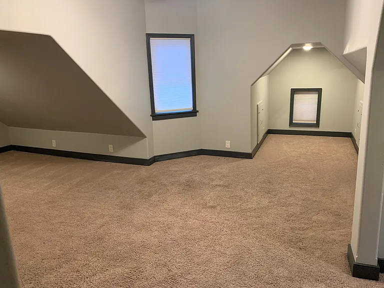 Upstairs bedroom - view 1