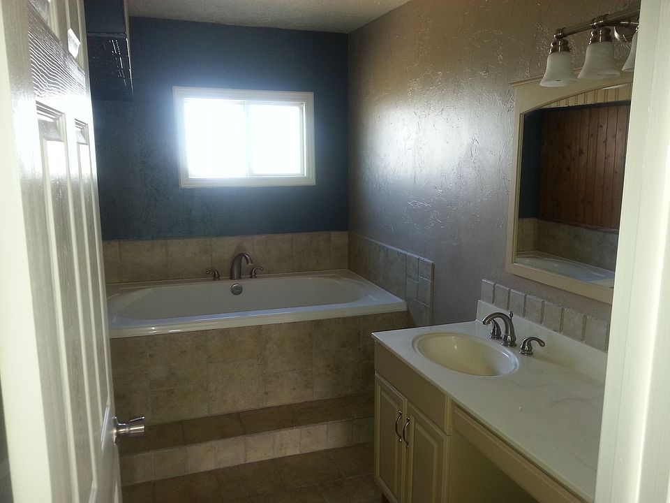 upstairs bathroom