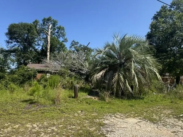 71 Hallspur Rd, Hazlehurst, GA 31539