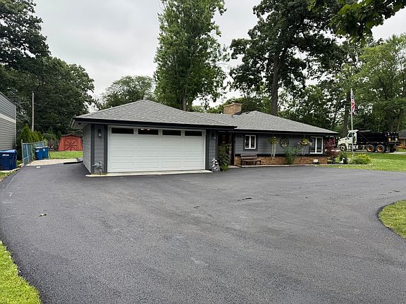 5th image of 4N297 Briar Ln