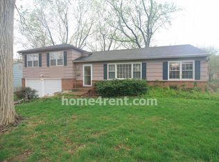 10130 Horton St, Overland Park, KS 66207
