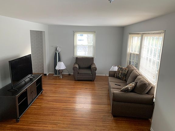 Large bright living room