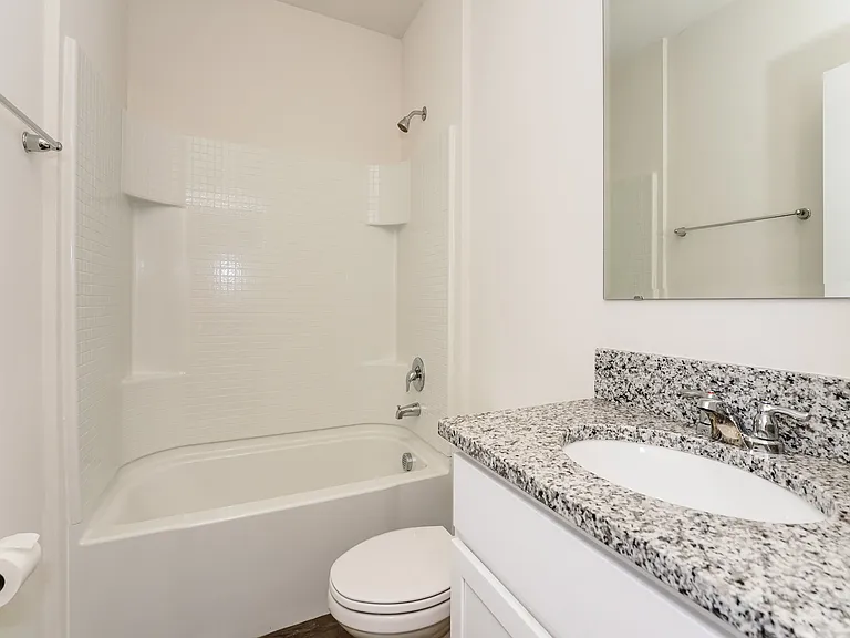 48 Center Grande Rd — Photo 13