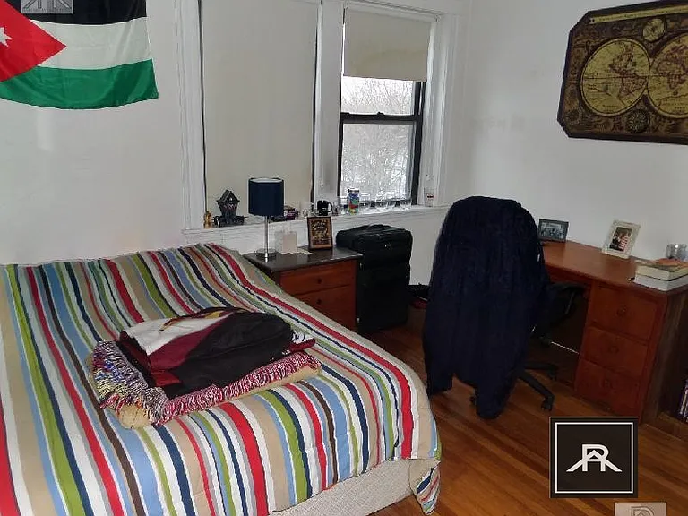 29 Egremont Rd #2 — Photo 10