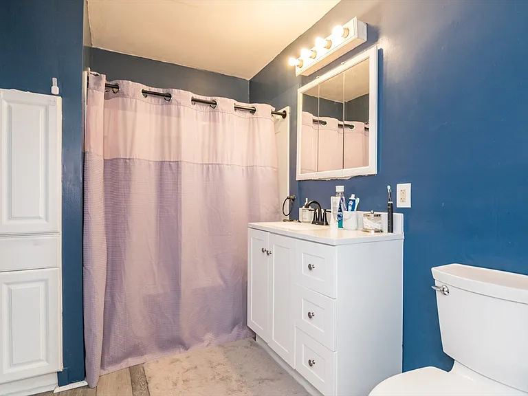 208 Prospect St #1 — Photo 6