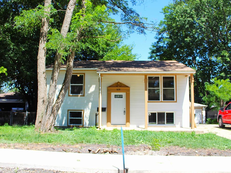 1st image of 628 Westwind Dr