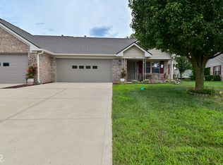 1645 Vidalia Ct, Greenwood, IN 46143
