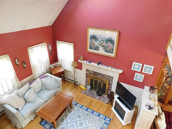 4th image of 19 Appaloosa Way