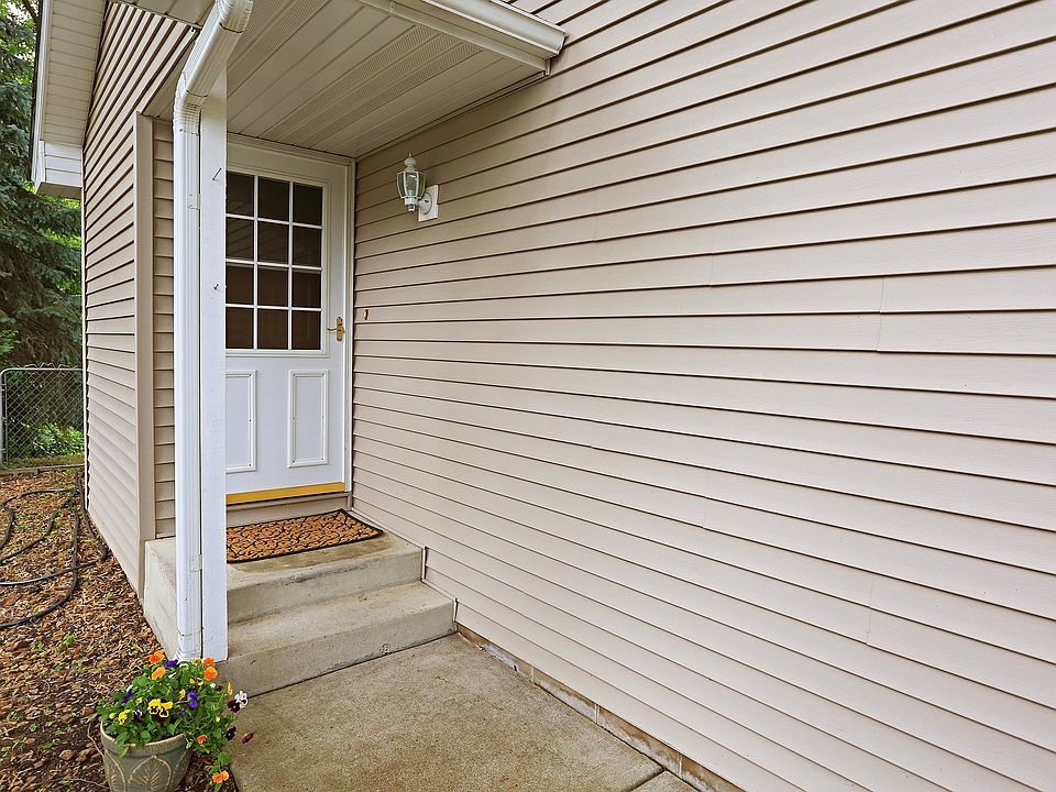 1st image of 2670 Kirkwood Ln N