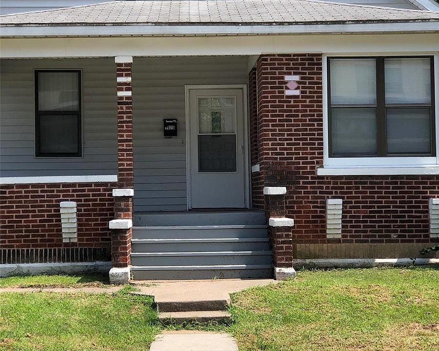 1st image of 1026 N 15th St