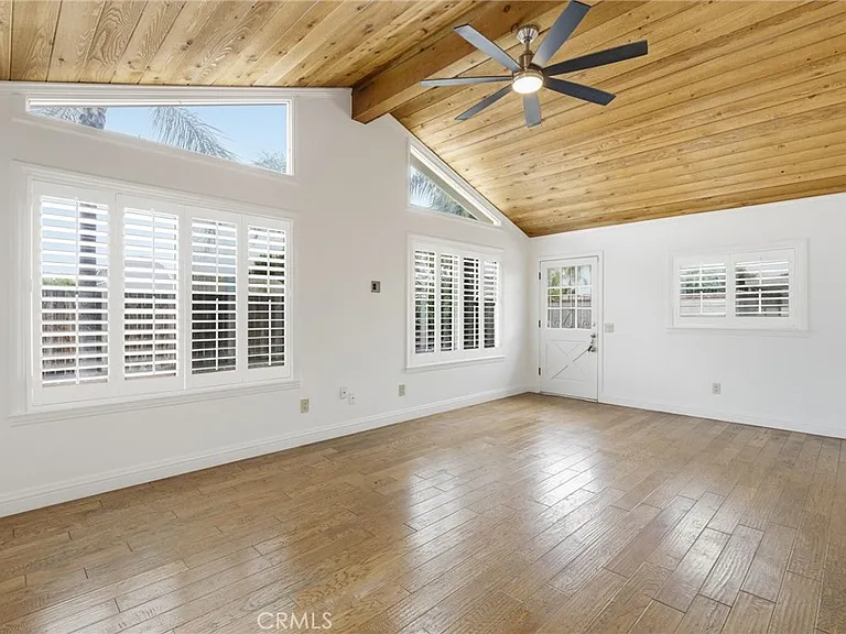 29628 Squaw Valley Dr — Photo 12