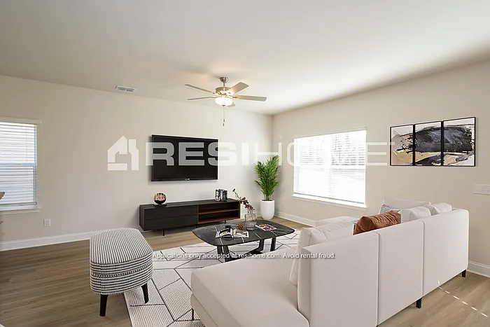 968 Juniper Ln — Photo 7