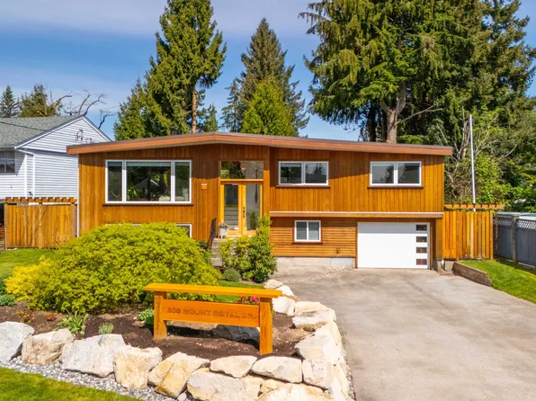 308 Mount Royal Dr, Pt Moody, BC V3H 1R1