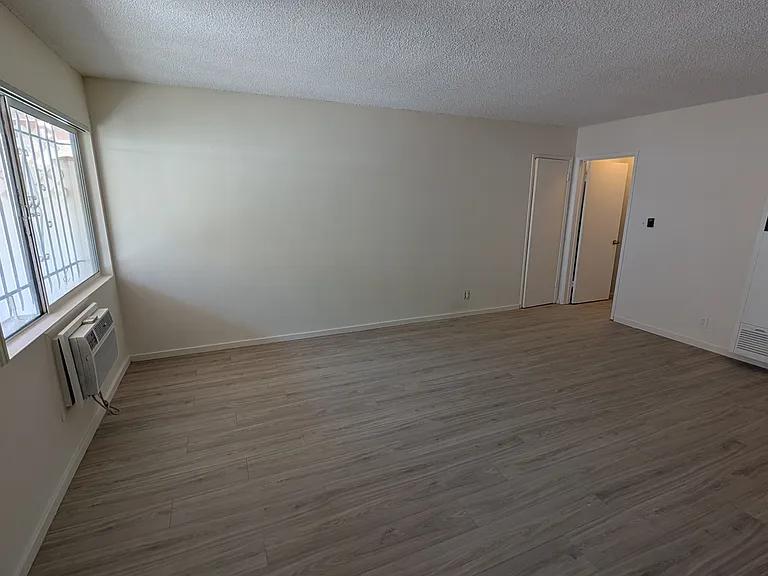 6658 Wilkinson Ave #3 — Photo 1