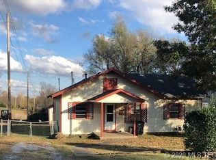 821 N 11th St, Collinsville, OK 74021