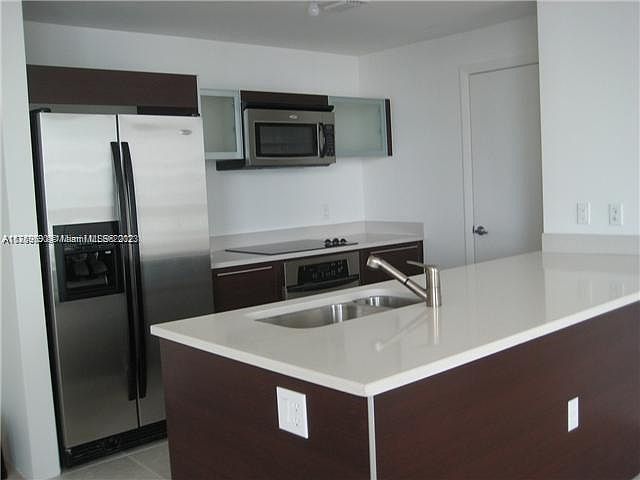 1st image of 1900 N Bayshore Dr APT 1519
