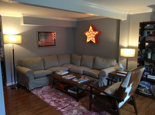 8138 Willowdale Ct, Springfield, VA 22153