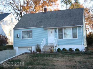 138 W Prospect St, Waldwick, NJ 07463