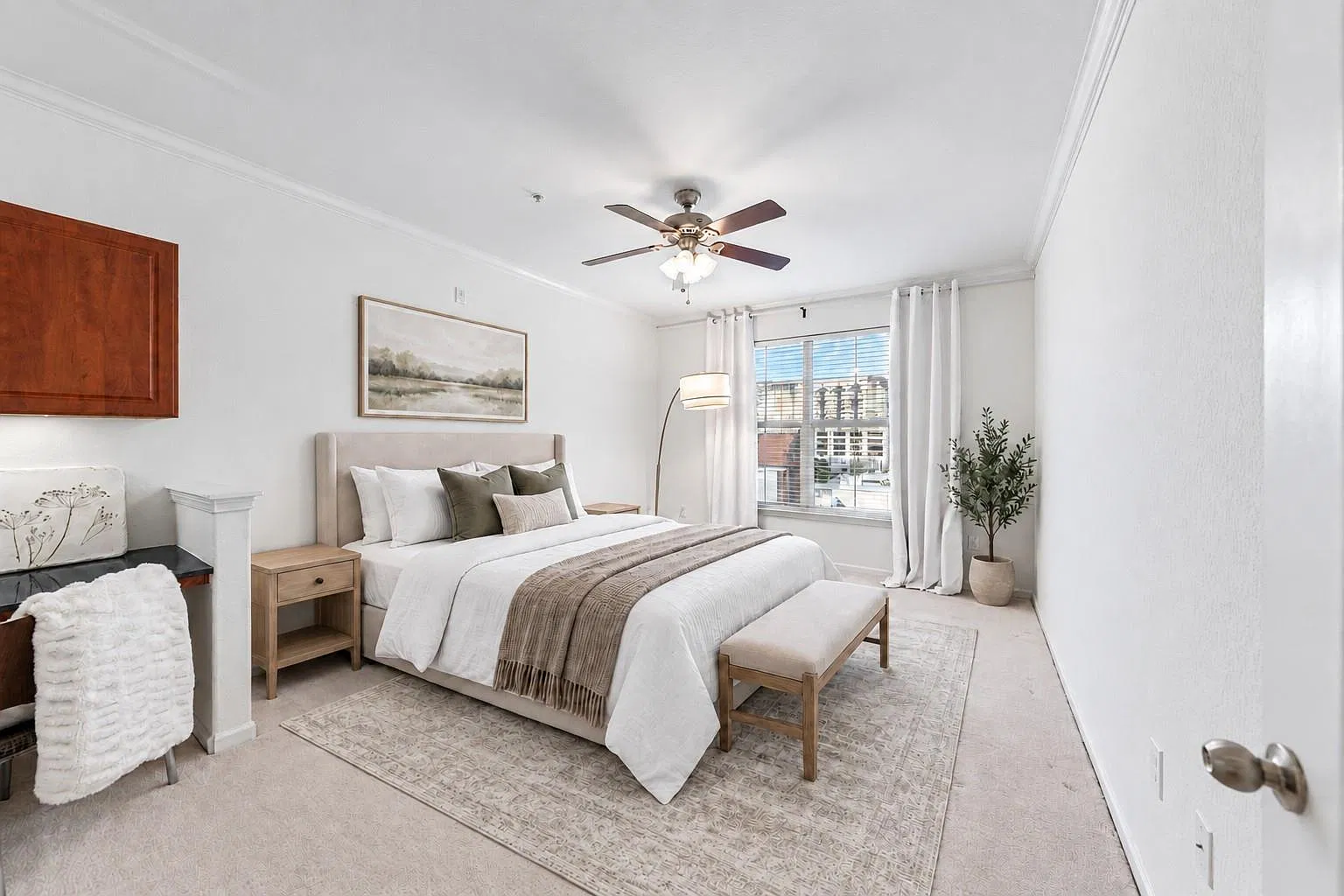 2 bed, 2.0 bath, 1233 sqft, $2,100 — Photo 1