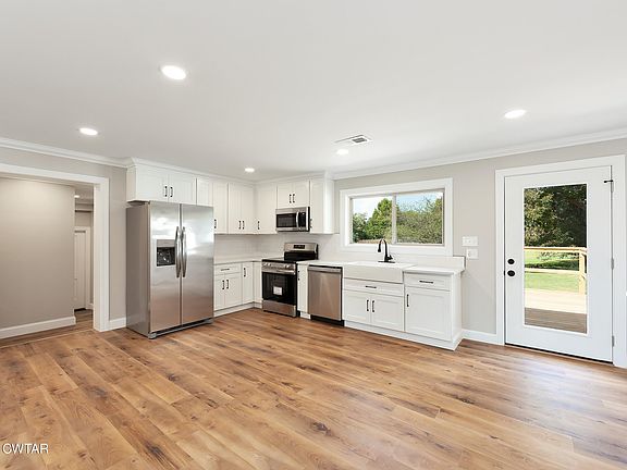 2nd image of 3643 Lower Jackson Rd