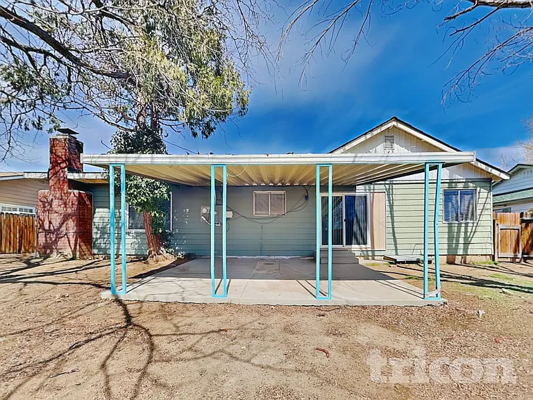 1645 Vance Way — Photo 17