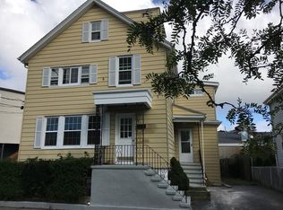 26 Raymond St, Fall River, MA 02723