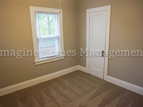 5th image of 2153 Woodward Ave