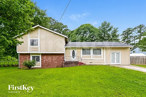 9075 Gatewood Dr Photo 1