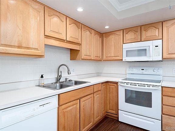 5th image of 14300 E Marina Drive Bldg 222 #110