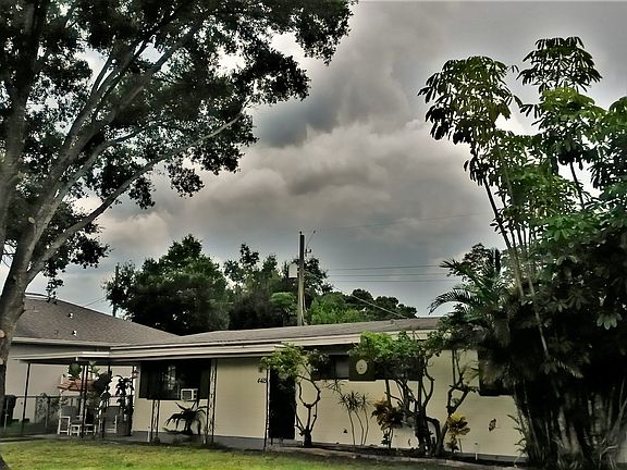 4th image of 4415 W Oklahoma Ave