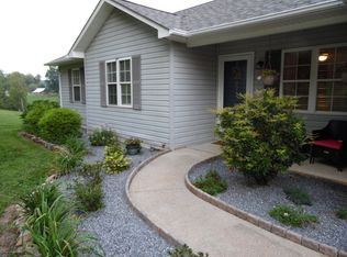 851 Old Neal Rd, Marion, NC 28752