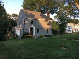 944 Ridge Rd, Wethersfield, CT 06109