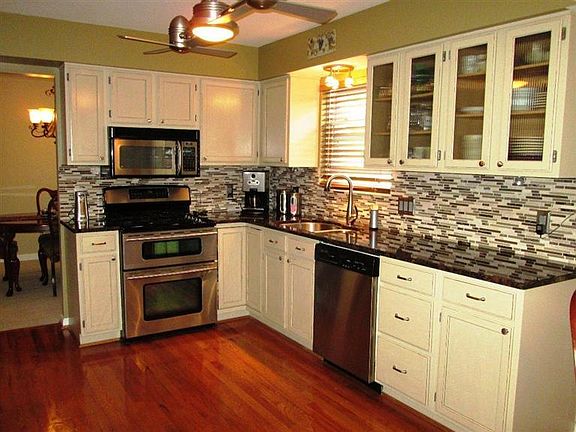 5th image of 9298 Gourmet Ln