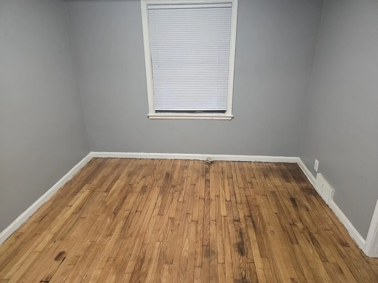 3 bed, 1.5 bath, 998 sqft, $1,400 — Photo 2