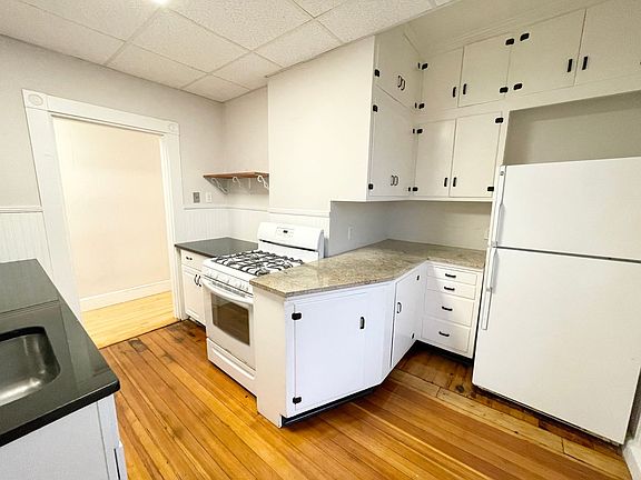 2nd image of 22 Parker Hill Ave #2