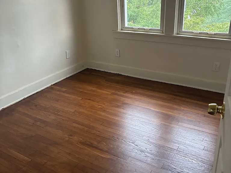 809 Bayridge Ave — Photo 14