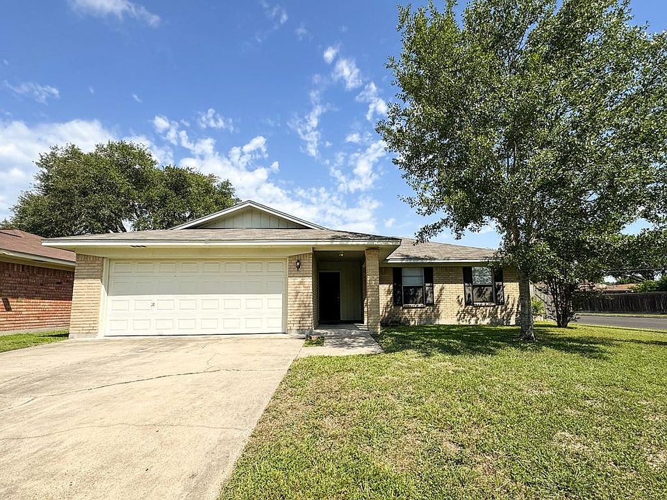 1st image of 702 Monterrey Dr