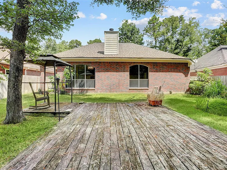 35 Tranquil Glade Pl — Photo 29