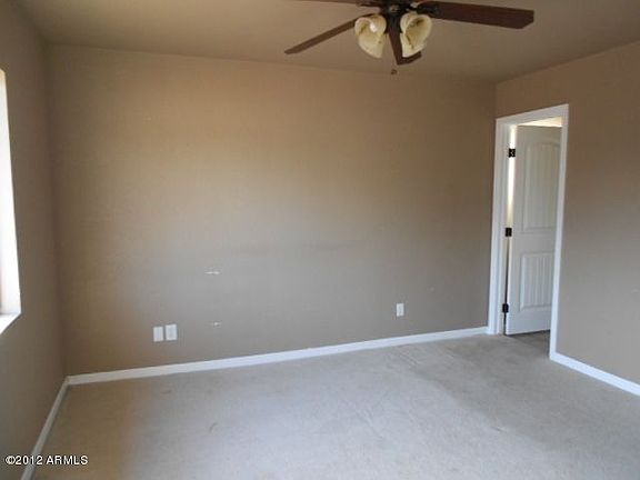 4th image of 2923 E Coralbell Ave