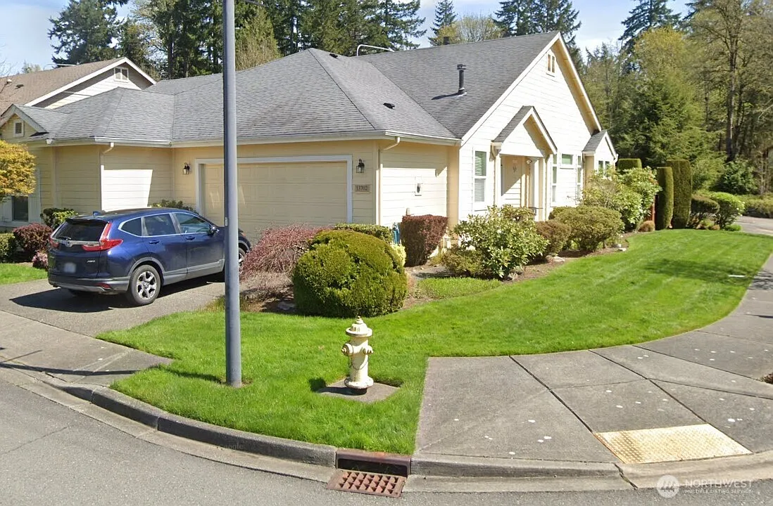 13702 231st Lane NE photo 1