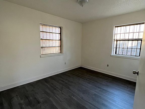 3rd image of 624 S Danny Thomas Blvd #2