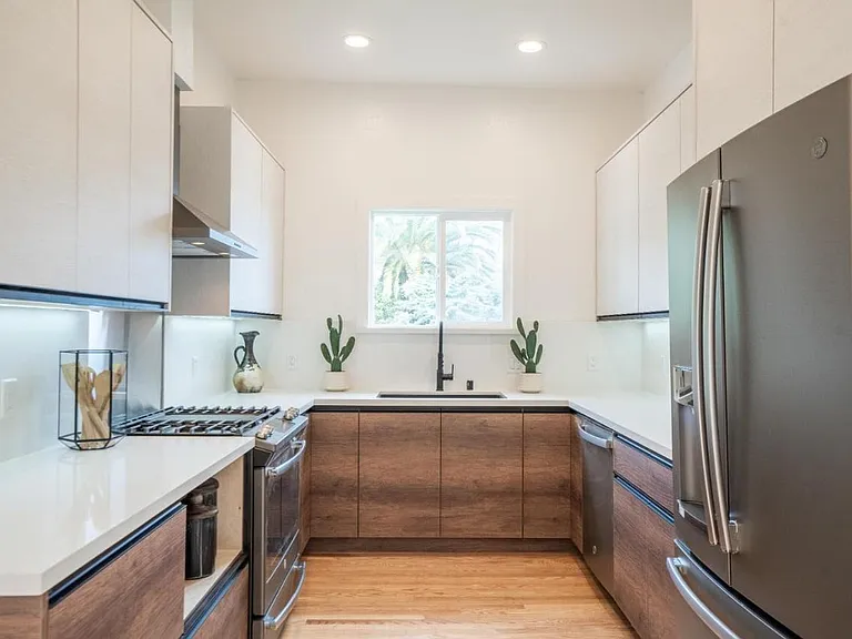 170 El Bonito Way — Photo 4