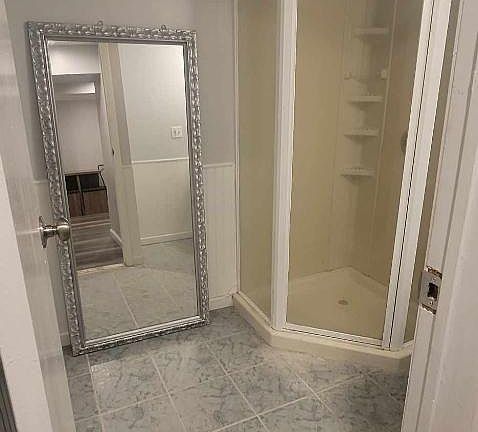 5th image of 524 Arlington Dr #1